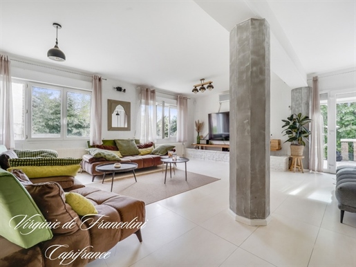 Quartier Coteaux -A vendre belle maison 250 m² - Parcelle 970 m² -6 chambres - Piscine,3 terrasses,