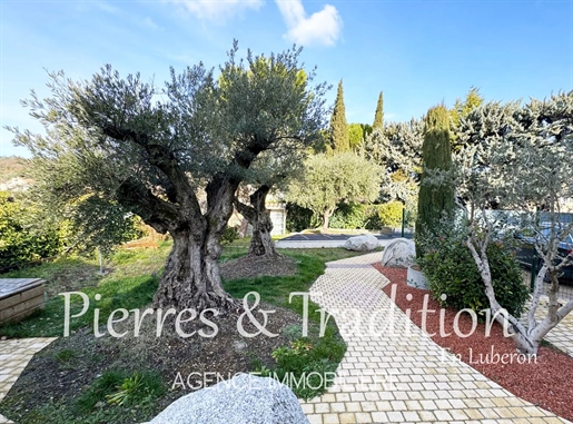 Luberon, Large house with garden and swimming pool