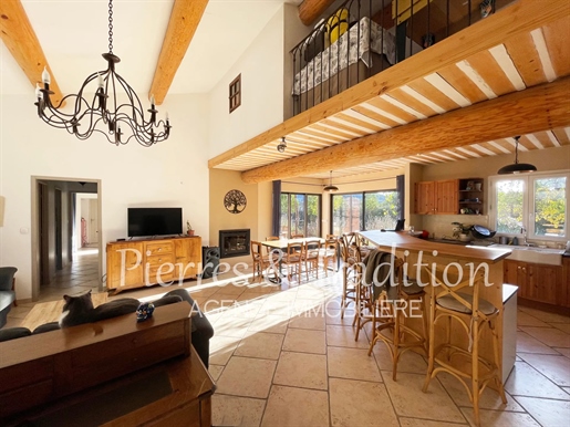 Luberon, Saint saturnin Les Apt, large recent house with 6 bedrooms, garden and swimming pool...