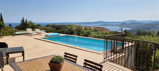 Les Issambres, Villa with swimming pool and superb panoramic sea view