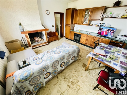 Einfamilienhaus / Villa zu verkaufen 130 m² - 5 Schlafzimmer - Città Sant'Angelo