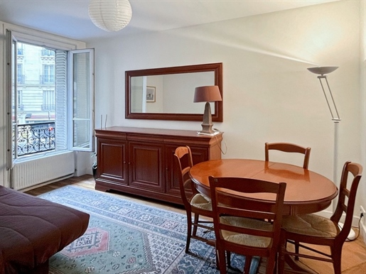 Ideal Investor - Exclusivity: 2-Room Apartment Metro Jules Joffrin Paris 18th at €285,000
