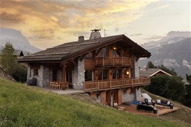 Exceptional Chalet with panoramic view and terrace