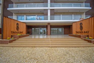 Luxury T1 In Private Condominium With Garage, Sauna, Pool, Gym - Alcochete - Tagus Bay - Opportunity