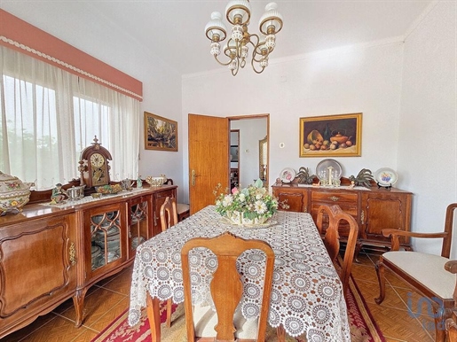 Apartment with 3 Rooms in Lisboa with 77,00 m²