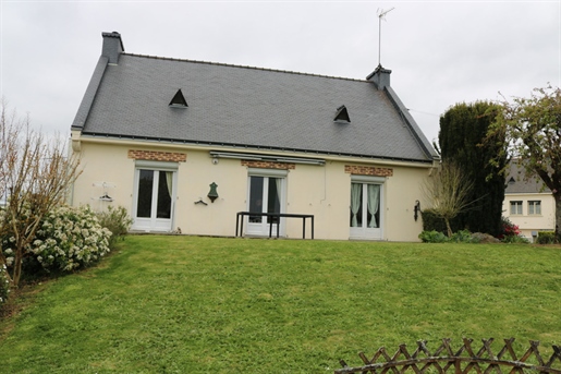 Dpt Morbihan (56),Exklusivität zu verkaufen Noyal Pontivy Haus P5 von 137,05 m² - Grundstück von 1,