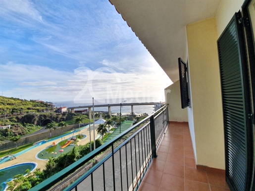 3 Bedroom Duplex Villa, Santa Cruz - Madeira