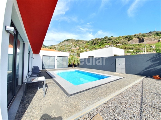 Villa With Swimming Pool-Tábua - Madeira