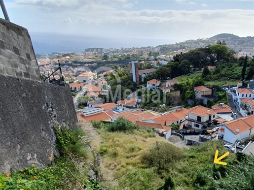 Terreno P/ Contstrução De Moradias, Funchal