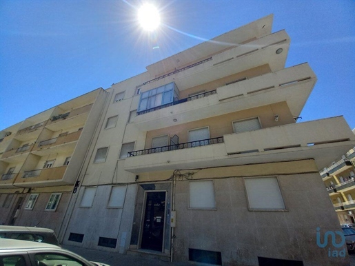 Apartment with 2 Rooms in Setúbal with 79,00 m²