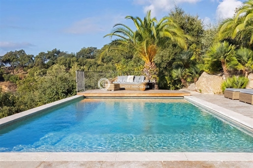 Exceptional Villa 302m2 On The Heights Of Sainte-Maxime - Gulf