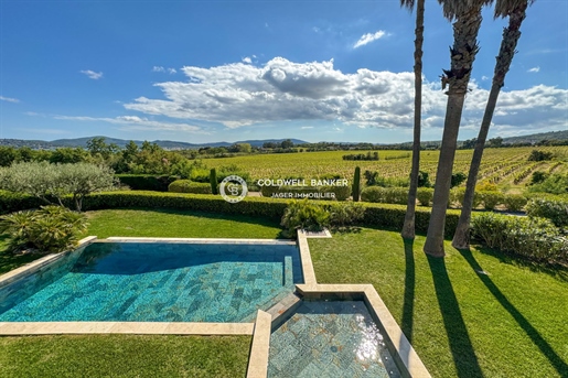 Villa in a guarded estate overlooking the vineyards / Beauvall