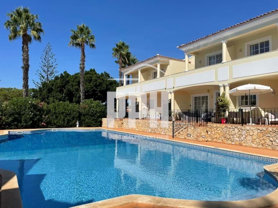 Sunset Terrace - 3 Bedroom Townhouse in Quinta da Madeira- Vale Formoso