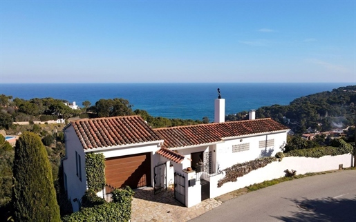 Valls - Mediterranean style house with excellent sea views