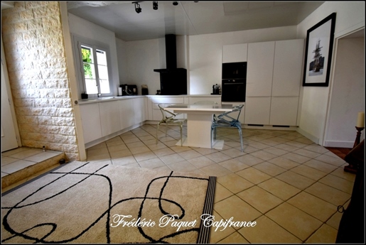 Dpt Charente Maritime (17), te koop Perignac huis 220m² 3 slaapkamers en vrijstaande garage 60m²