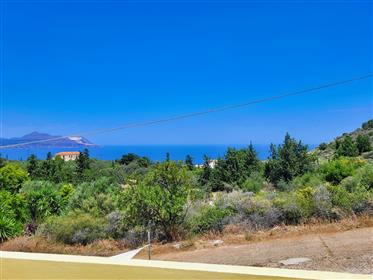 Two-Bedroom furnished townhouse with a sea view in Kokkino Chorio