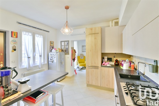 Sale Apartment 75 m² - 1 bedroom - Milan