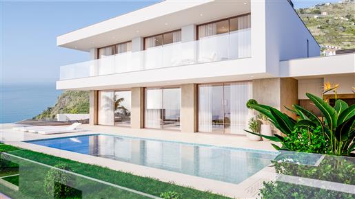 Fabulous 4 bedroom villa | 3 Floors | "Ocean Residences" condominium | Parish of Arco da Calheta | M