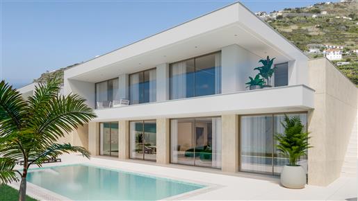 Luxury T3+1 Villa in Calheta | Ocean Iii Residences | Calheta | Madeira Island | Portugal