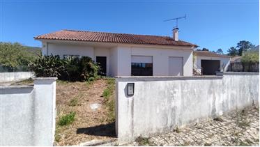 Maison indépendante T3 de plain-pied, avec piscine à Pedreiras
