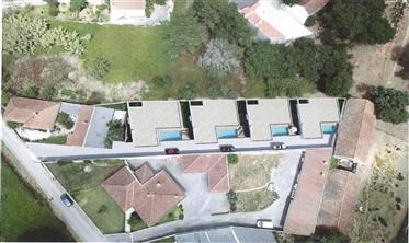 Terrain de 1600 m² et projet de maison de 3 chambres avec piscine - Benedita Center, Portugal