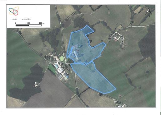 Pequeña granja en Brenne en 08 hectáreas 79 áreas