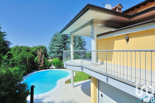 Einfamilienhaus / Villa zum Kaufen 184 m² - 3 Schlafzimmer - Rivergaro