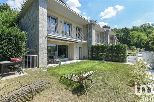 Sale Detached house / Villa 197 m² - 3 bedrooms - Oggiono