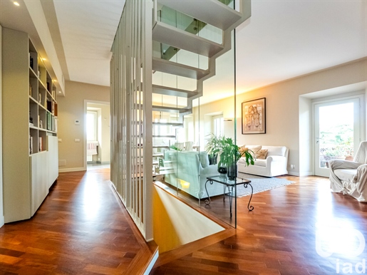 Verkoop Appartement 250 m² - 4 slaapkamers - Besana in Brianza