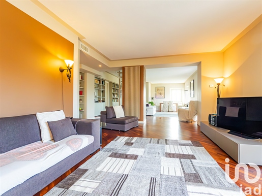 Verkauf Wohnung 250 m² - 4 Schlafzimmer - Besana in Brianza