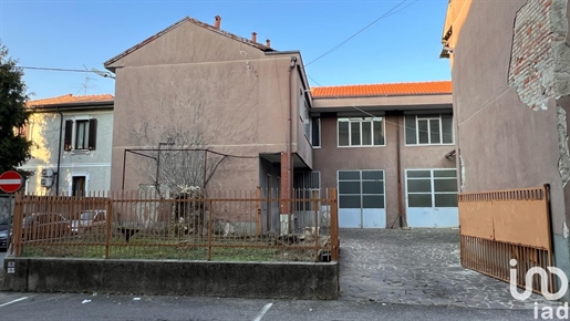 Sale Palace / Building 509 m² - 4 bedrooms - Seveso