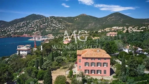 Very rare | Exceptional Villa overlooking the Sea | Flat land of 12,913 m²