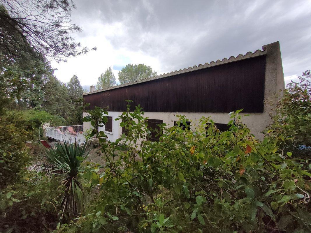 Proprietário direto Arquiteto Villa em Limoux 11300 França Sudoeste em um grande e belo t