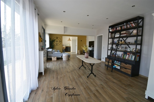 Dpt Bouches du Rhône (13), for sale Martigues house P5 of 142 m² - Land of 900.00 m² - Single storey