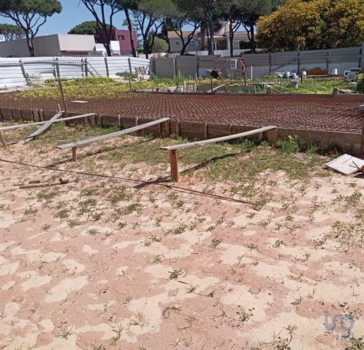 Ground in Quarteira with 880,00 m²