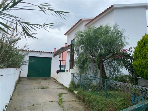 Traditional house with 4 Rooms in Leiria with 179,00 m²
