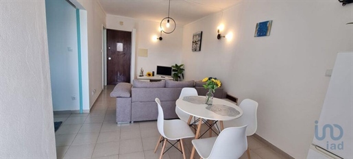 Apartment in Faro with 49,00 m²