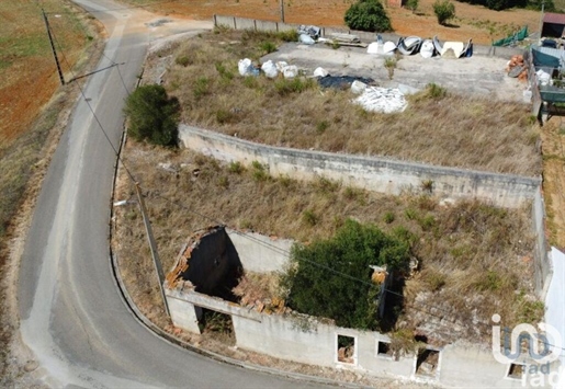 Village house in Azoia de Cima e Tremês with 200,00 m²