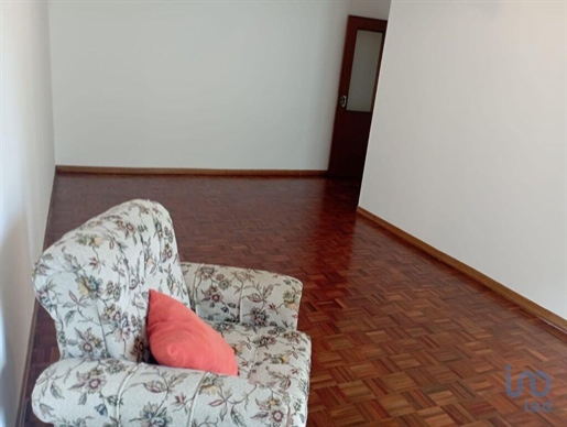 Apartment with 3 Rooms in Santarém with 108,00 m²