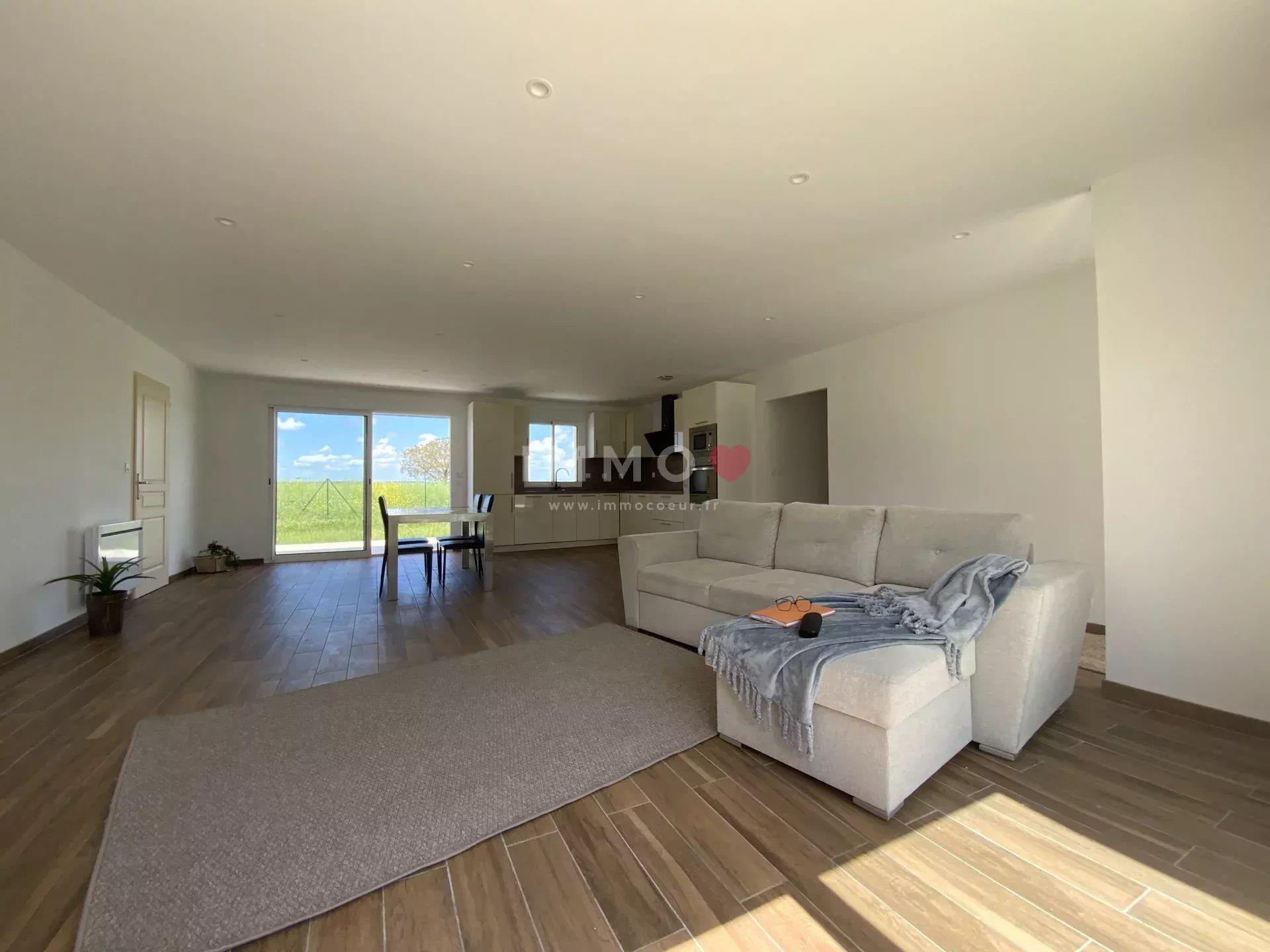 Récent housse of 110m2