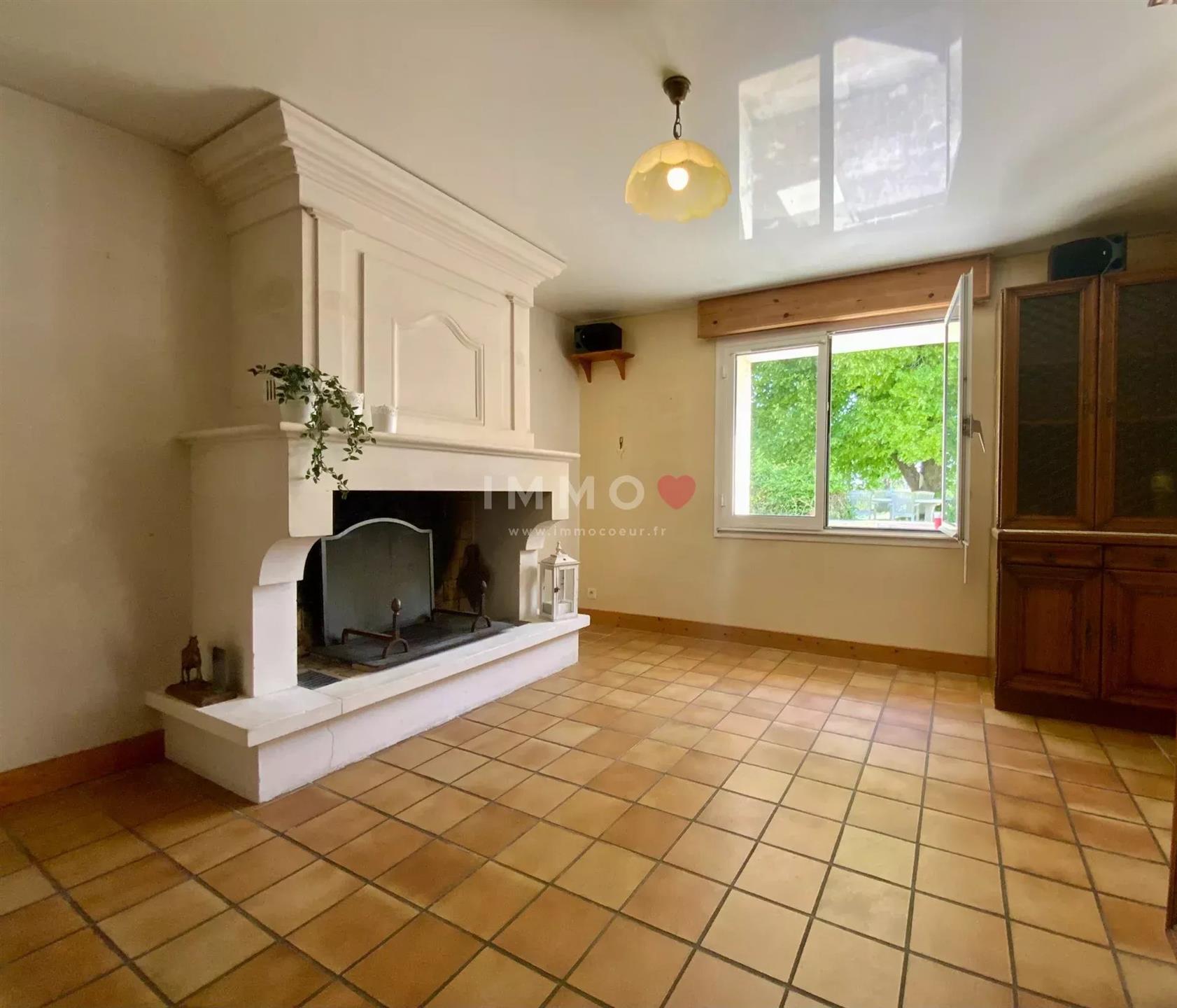 Authentic Charentaise Home – Saint-Fort-sur-Gironde