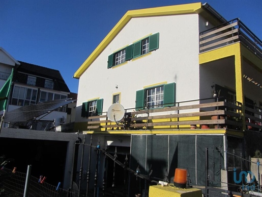 Home / Villa with 5 Rooms in Guarda with 192,00 m²