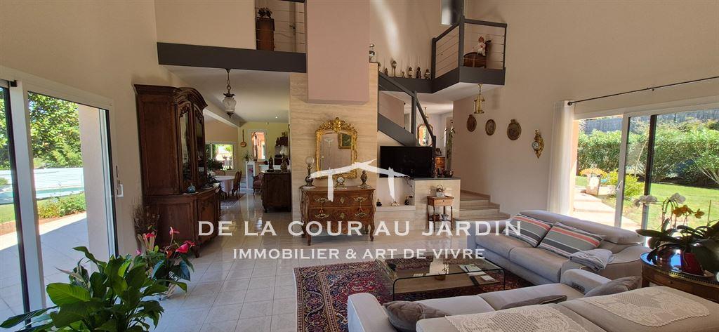 Compra: Casa (47110)