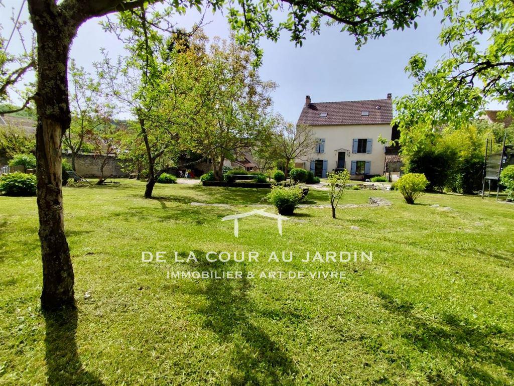 Mansion and its rehabilitated barn