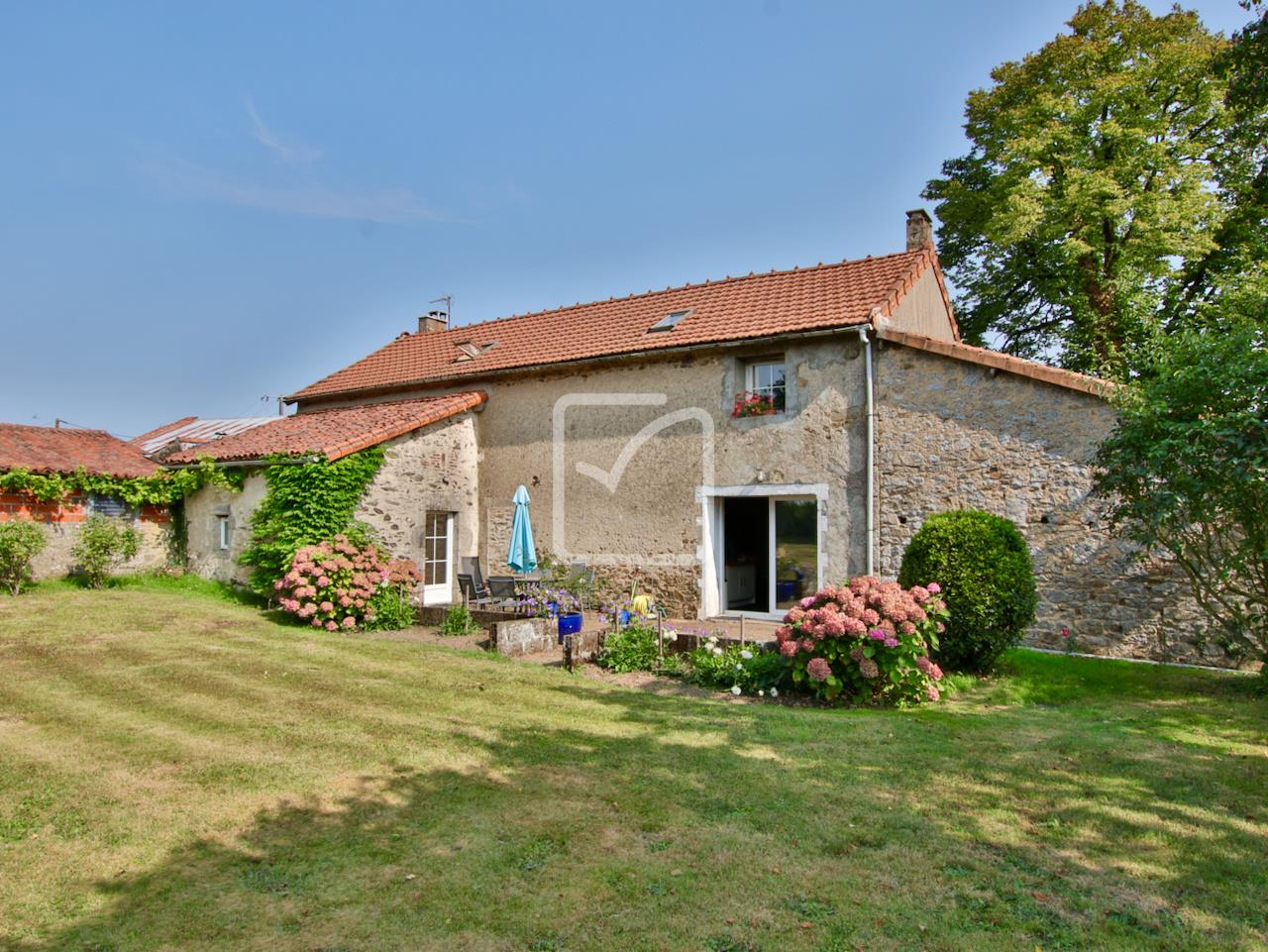 Farmhouse in Gâtine