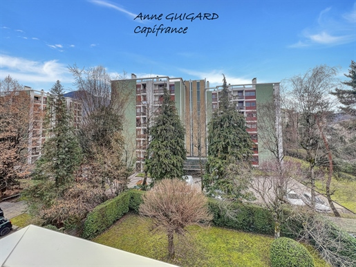 Dpt Haute Savoie (74), zu verkaufen Annecy Goldenes Dreieck, Dachgeschoss, 5-Zimmer-Wohnung von 146