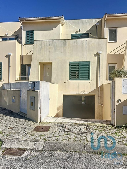 Casa / Villa T3 em Aveiro de 144,00 m²