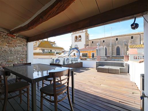 Charmante maison F3 méditerranéenne avec terrasse ensoleillée à Palamós
