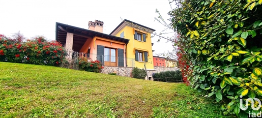 Vendita Casa indipendente / Villa 159 m² - 2 camere - Monzambano