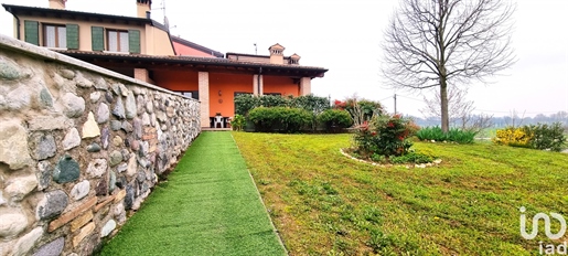 Vendita Casa indipendente / Villa 159 m² - 2 camere - Monzambano